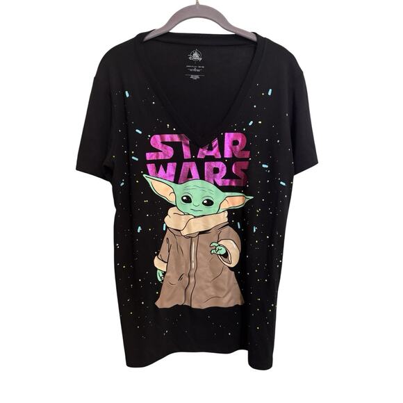 Disney Star Wars Baby Yoda Mandalorian V Neck Galaxy Print Pop Culture Tee LG - Picture 14 of 15
